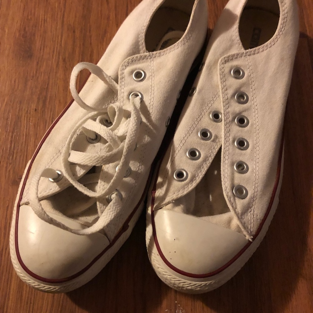 Converse Sneakers!